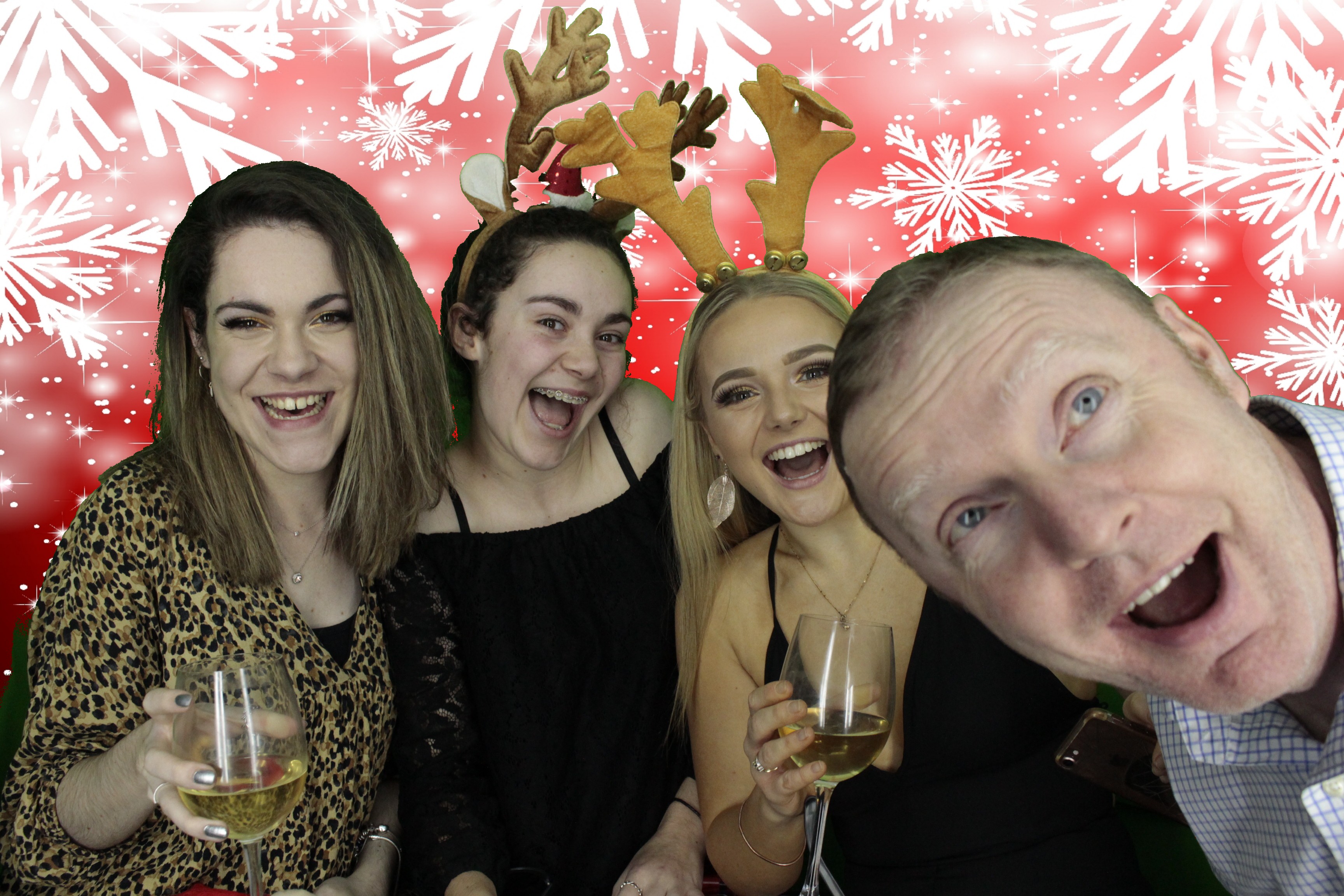 Silvermere Christmas Party | View more photos from the event at gallery.myphotoboothexperience.co.uk/u/MyPhotoBoothExperienceLtd/Silvermere-Christmas-Party-2